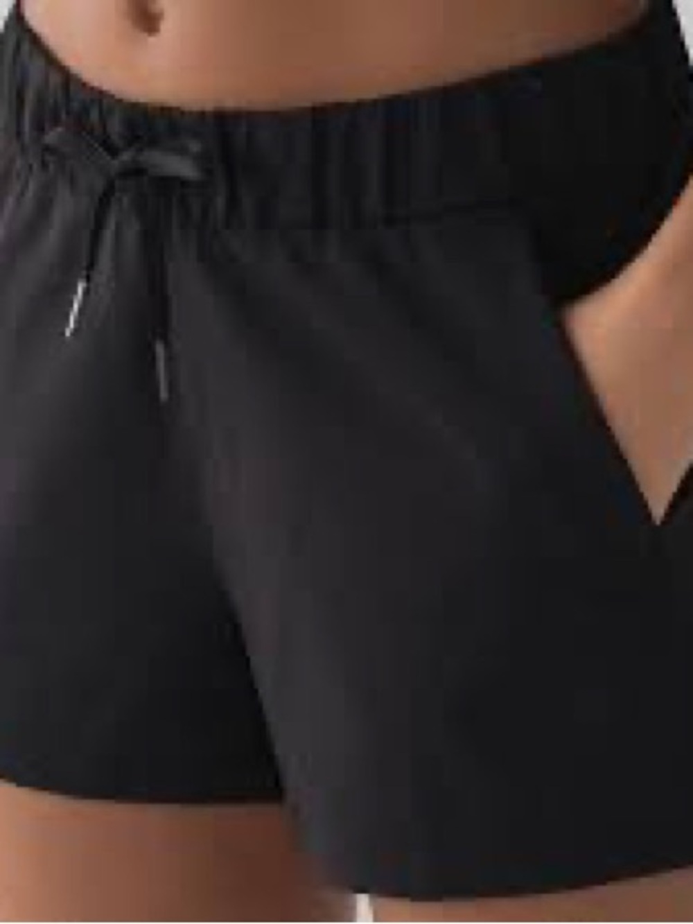 Lululemon Black on the fly shorts Size 8